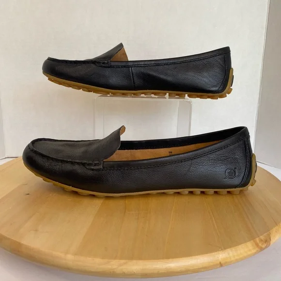 Born Women's Black Leather Loafers - Picture 3 of 13